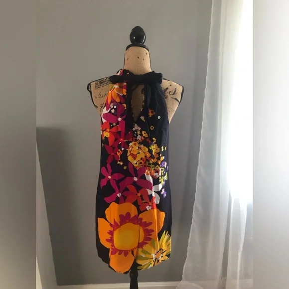 ⭕️ PRICE FIRM Trina Turk Floral Halter Dress with Bold Colors Size 2 - Picture 2 of 4
